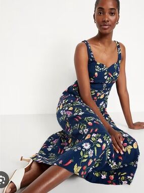 NWT Fit and Flare Linen-Blend Dress